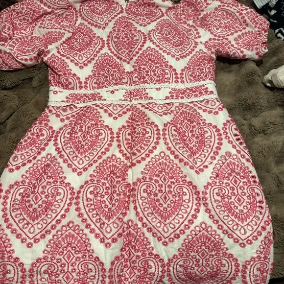 Adelyn Rae White and Pink Patterned Midi Dress - Picture 2 of 9